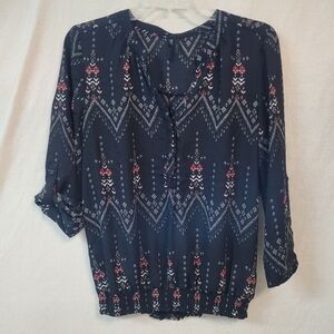 Maurices Shirt, Women's Size Medium, Black White Red Orange, Floral, V-neck